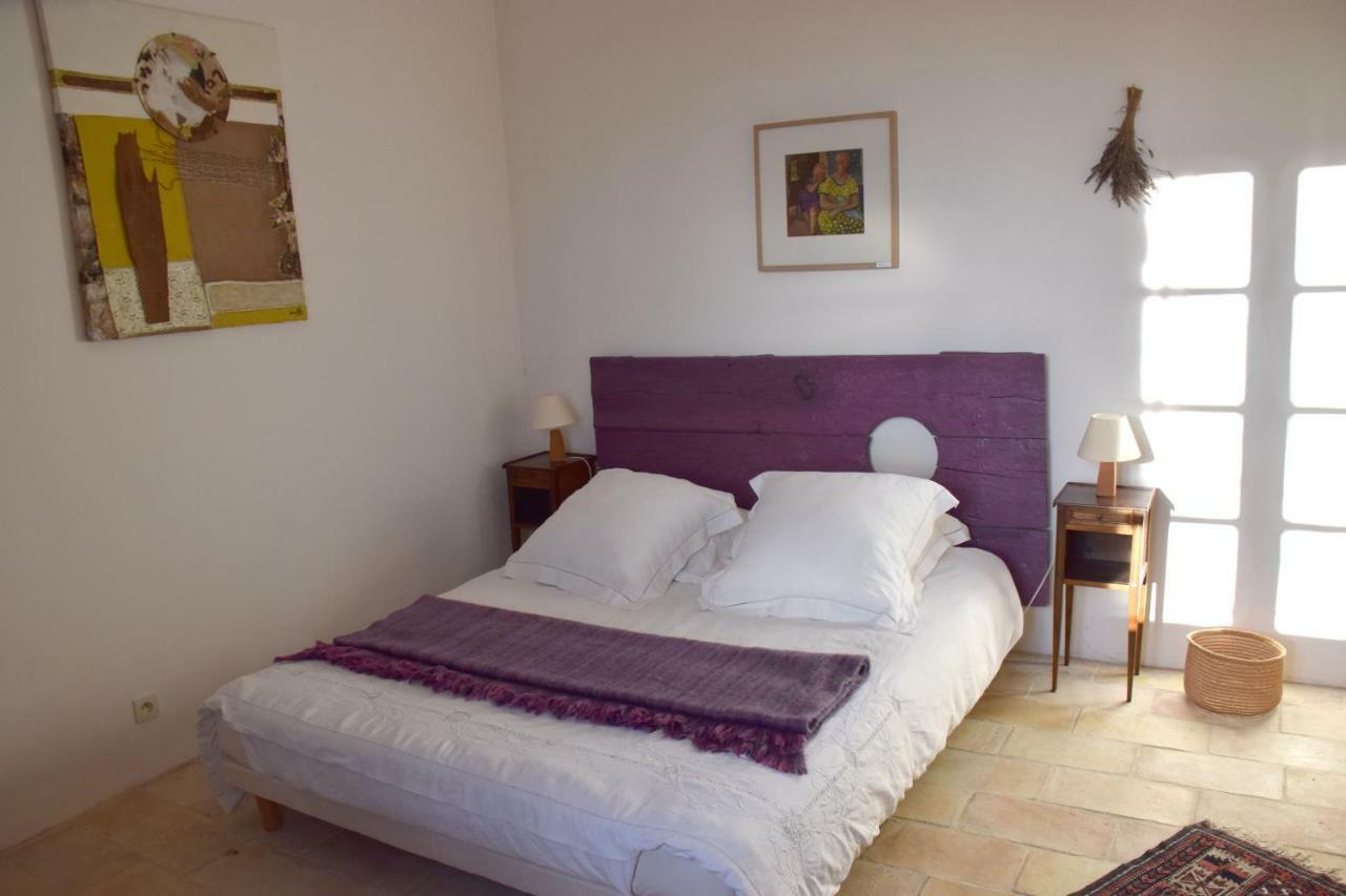 Chambres d’hôtes dans Maison d'artiste Galargues Extérieur photo